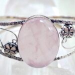 Quarzo rosa: caratteristiche, miti e leggende